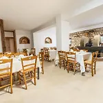 Couette-café Maslina 4*