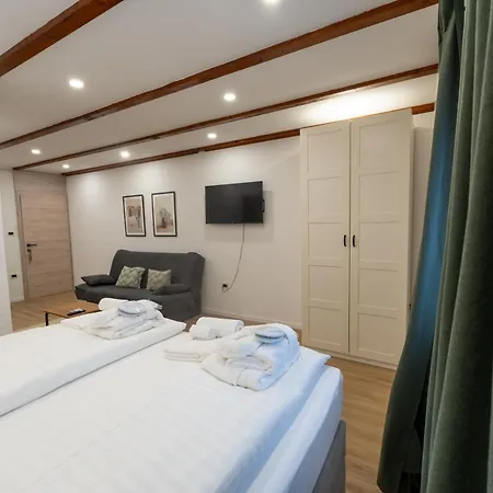 Maslina Bed & Breakfast