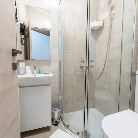 Maslina فندق مبيت وإفطار 4*