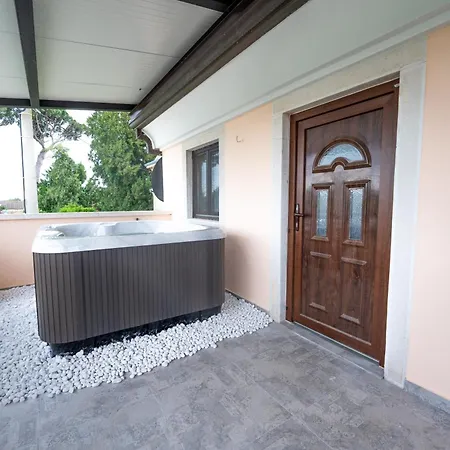 Maslina Bed & Breakfast Seget (Umag)
