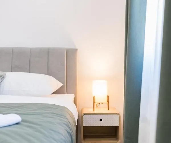 Maslina 4* Seget (Umag)