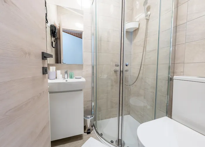 Maslina Bed & Breakfast 4*