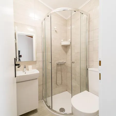 Maslina ベッド・アンド・ブレックファスト 4*