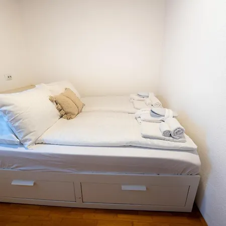 Maslina Bed and Breakfast *