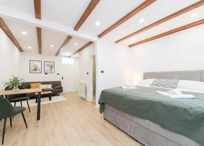 Maslina 4* Seget (Umag)