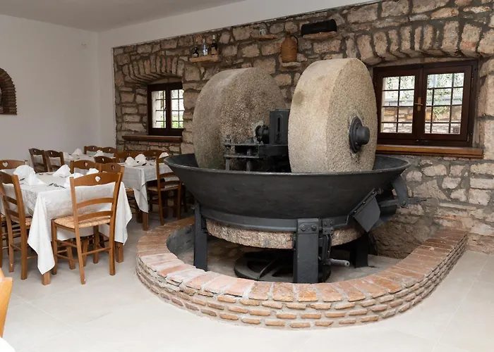 Maslina 4* Seget (Umag)